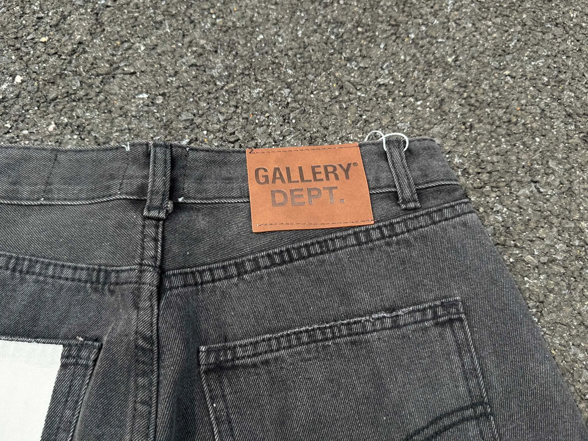 P246💰G22 GALLERY DEPT. Skull hand-stitched distressed distressed jeans -Color: Black -Size: S-XXL